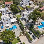 Villa Persis By Villa Plus